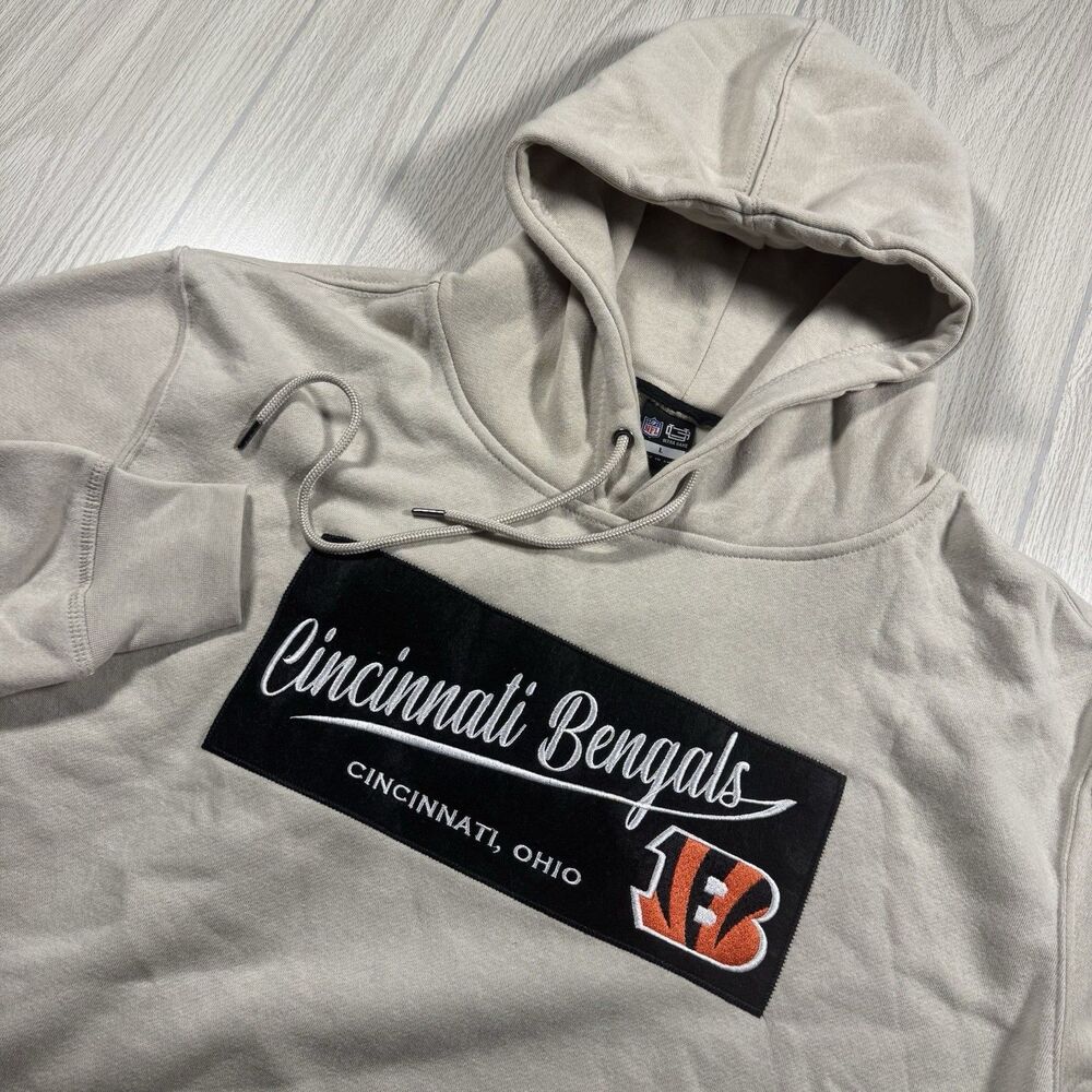 Cincinnati Bengals Fleece Hoodie Mens L Beige Script Spellout Logo NFL Ultra NEW
